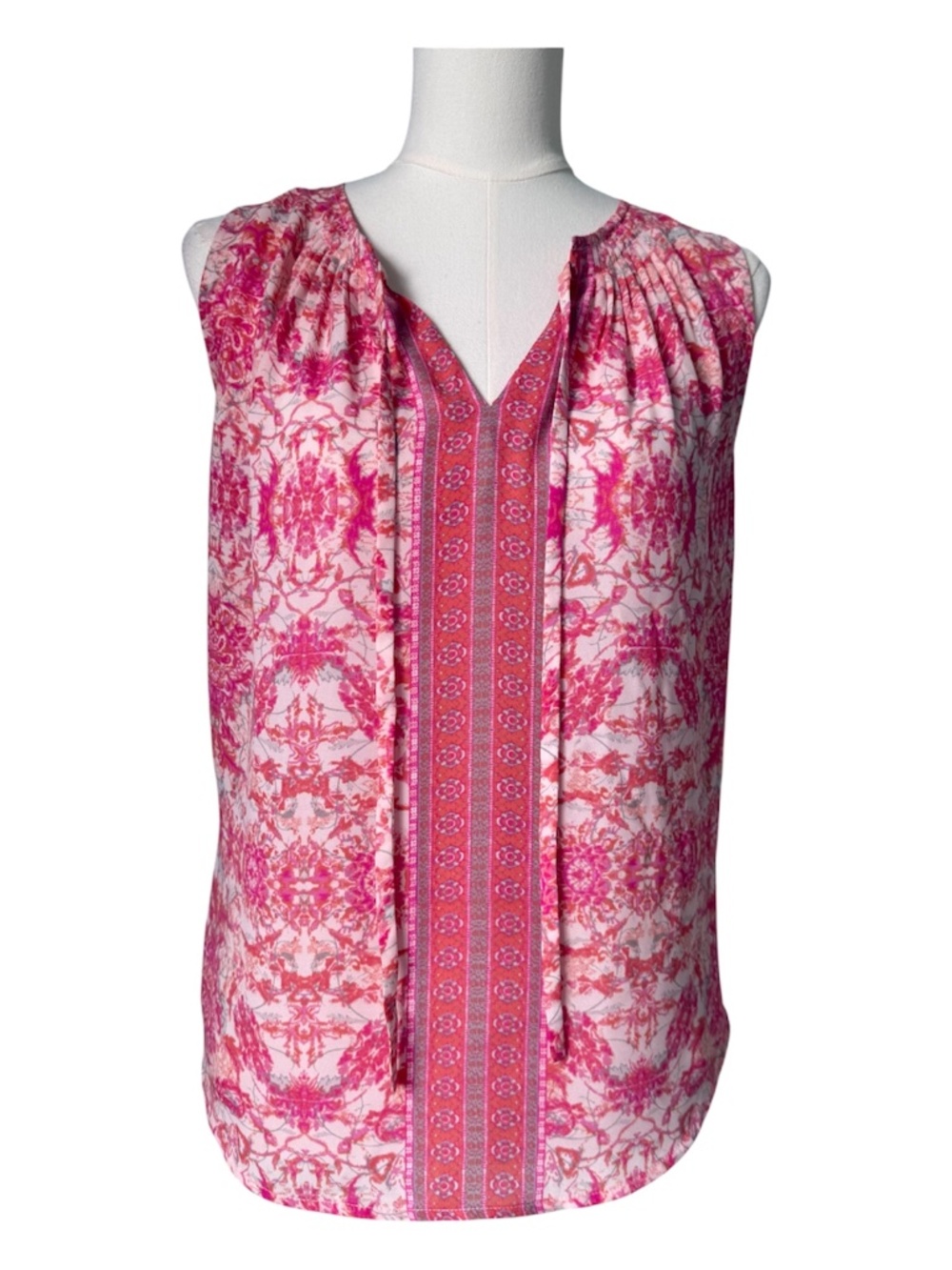 VIOLET + CLAIRE | Pink Floral Sleeveless Top Sz S